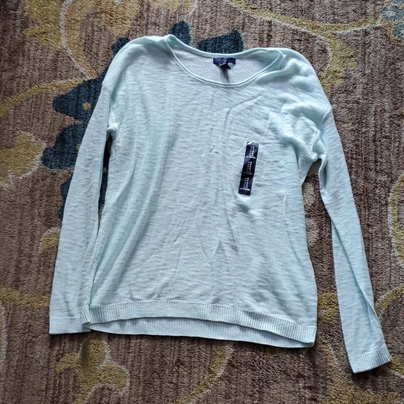 Sweater - Picture 1 of 1